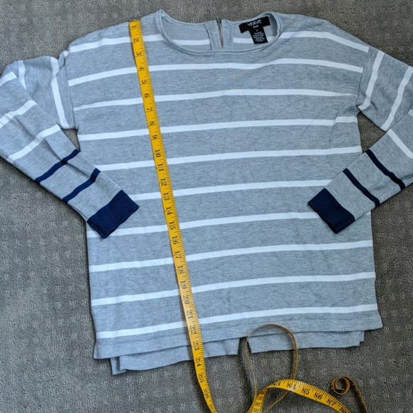 4 for $20🌷Clearance! Verve Ami Striped Sweater - Picture 6 of 7